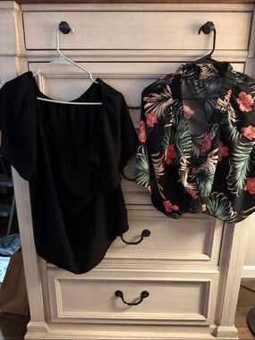 SHEIN Black top with Tropical Floral Short